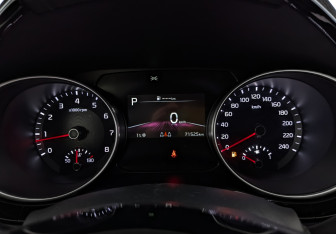 Подержанный автомобиль Kia Ceed Hatchback 2022 года (16 фото)