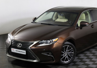 Подержанный автомобиль Lexus ES 2016 года (24 фото)