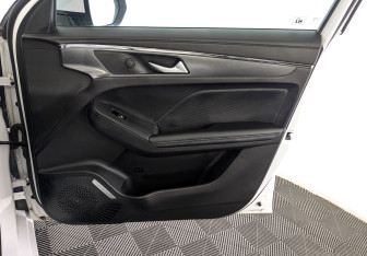 Подержанный автомобиль Haval Jolion 2023 года (24 фото)