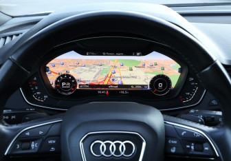 Подержанный автомобиль Audi Q5 2019 года (17 фото)