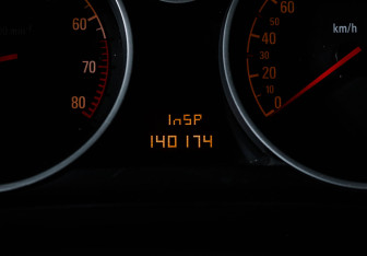 Подержанный автомобиль Opel Zafira Compactvan 2012 года (11 фото)