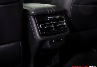 Подержанный автомобиль Changan UNI-K 2024 года (23 фото)