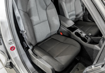 Подержанный автомобиль Volvo XC40 2018 года (23 фото)