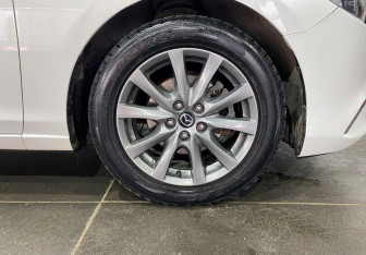 Подержанный автомобиль Mazda 6 Sedan 2015 года (18 фото)