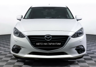 Подержанный автомобиль Mazda 3 Hatchback 2013 года (2 фото)