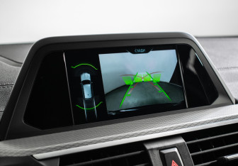 Подержанный автомобиль BMW X3 2018 года (15 фото)