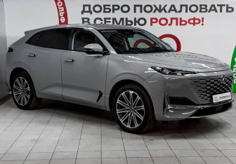 Подержанный автомобиль Changan UNI-K 2022 года (3 фото)