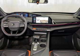 Новый Changan UNI-V 2024 (10 фото)