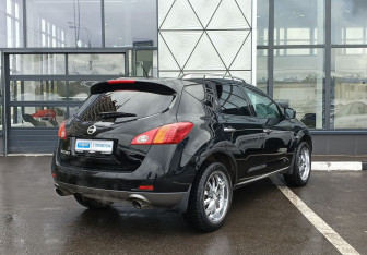 Подержанный автомобиль Nissan Murano Suv 2010 года (5 фото)