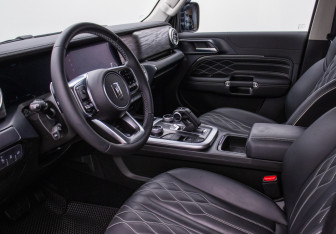 Подержанный автомобиль Tank 300 2024 года (10 фото)