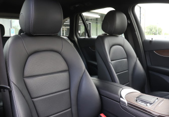 Подержанный автомобиль Mercedes-Benz GLC Coupe 2019 года (14 фото)