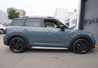 Подержанный автомобиль MINI Countryman 2020 года (4 фото)