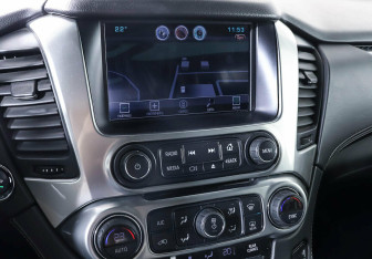 Подержанный автомобиль Chevrolet Tahoe 2015 года (12 фото)