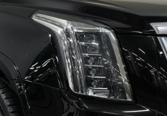 Подержанный автомобиль Cadillac Escalade Suv 2018 года (21 фото)