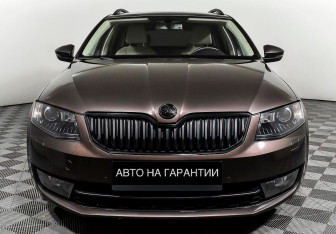 Подержанный автомобиль Skoda Octavia Wagon 2014 года (2 фото)