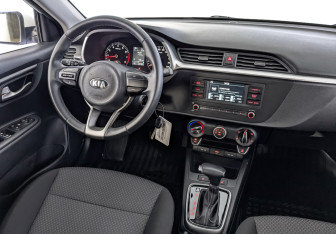 Подержанный автомобиль Kia Rio Sedan 2021 года (28 фото)