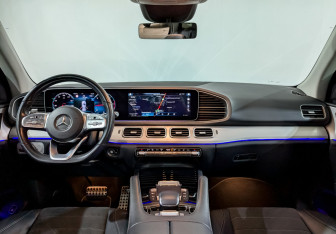 Подержанный автомобиль Mercedes-Benz GLE 2021 года (14 фото)