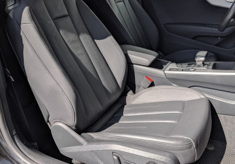 Подержанный автомобиль Audi A4 Sedan 2020 года (22 фото)