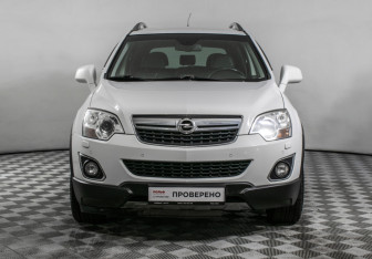 Подержанный автомобиль Opel Antara 2015 года (2 фото)