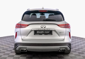Подержанный автомобиль Infiniti QX50 2019 года (6 фото)