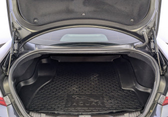 Подержанный автомобиль Jaguar XF Sedan 2013 года (10 фото)