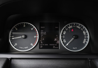 Подержанный автомобиль Land Rover Range Rover Sport 2011 года (14 фото)