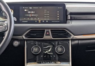 Подержанный автомобиль Exeed TXL 2023 года (17 фото)