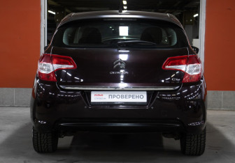 Подержанный автомобиль Citroen C4 Hatchback 2011 года (6 фото)