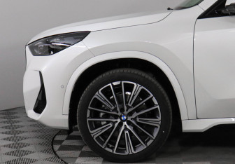 Новый BMW X1 2026 (8 фото)