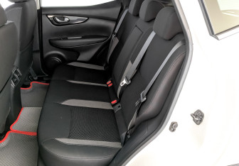 Подержанный автомобиль Nissan Qashqai 2020 года (12 фото)