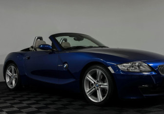 Подержанный автомобиль BMW Z4 Roadster 2008 года (23 фото)