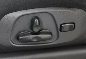 Подержанный автомобиль Mitsubishi Pajero 2018 года (11 фото)