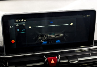 Подержанный автомобиль Москвич 3 2023 года (26 фото)