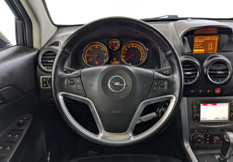 Подержанный автомобиль Opel Antara 2014 года (22 фото)