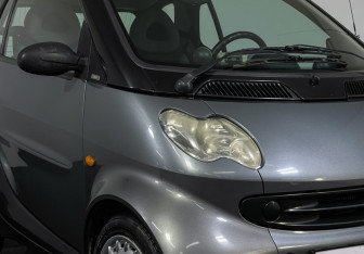 Подержанный автомобиль Smart Fortwo Hatchback 2003 года (13 фото)