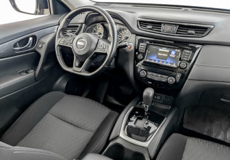 Подержанный автомобиль Nissan X-Trail 2020 года (29 фото)