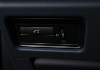 Подержанный автомобиль Land Rover Range Rover Evoque 2013 года (19 фото)