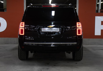 Подержанный автомобиль Chevrolet Tahoe 2017 года (6 фото)