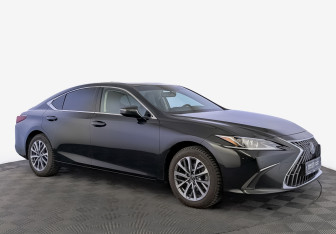 Подержанный автомобиль Lexus ES 2021 года (3 фото)