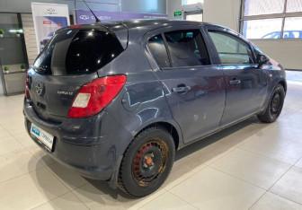 Подержанный автомобиль Opel Corsa 2008 года (4 фото)
