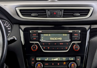 Подержанный автомобиль Nissan Qashqai 2018 года (15 фото)