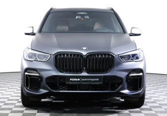 Подержанный автомобиль BMW X5 2019 года (2 фото)