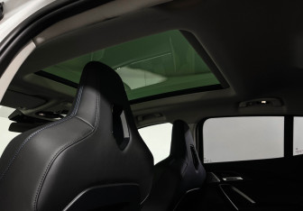 Подержанный автомобиль BMW X2 2024 года (20 фото)