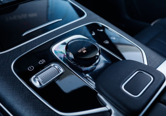 Подержанный автомобиль Jaecoo J8 2024 года (28 фото)