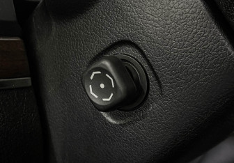 Подержанный автомобиль Toyota Land Cruiser Suv 2019 года (25 фото)