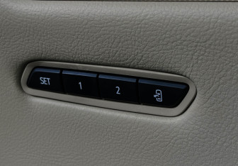 Подержанный автомобиль Cadillac XT5 2019 года (18 фото)