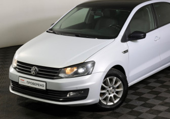 Подержанный автомобиль Volkswagen Polo Sedan 2018 года (19 фото)