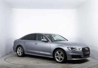 Подержанный автомобиль Audi A6 Sedan 2015 года (3 фото)