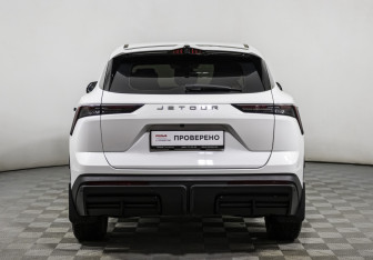 Подержанный автомобиль Jetour Dashing 2024 года (6 фото)