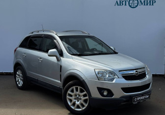 Подержанный автомобиль Opel Antara 2012 года (3 фото)